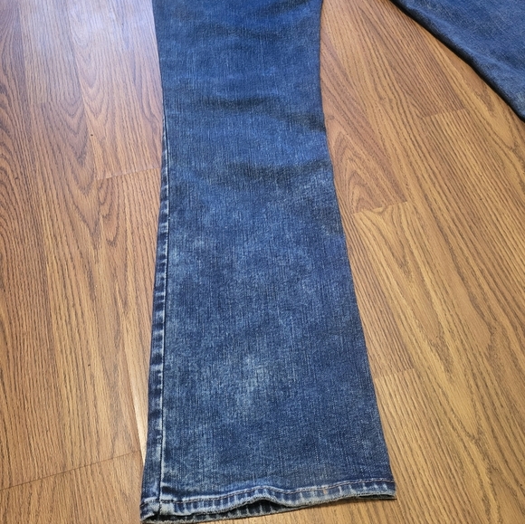 Silver Jeans Elyse Slim Bootcut Denim Women’s Jeans Size 29x33 Medium Wash A21 - Picture 7 of 9
